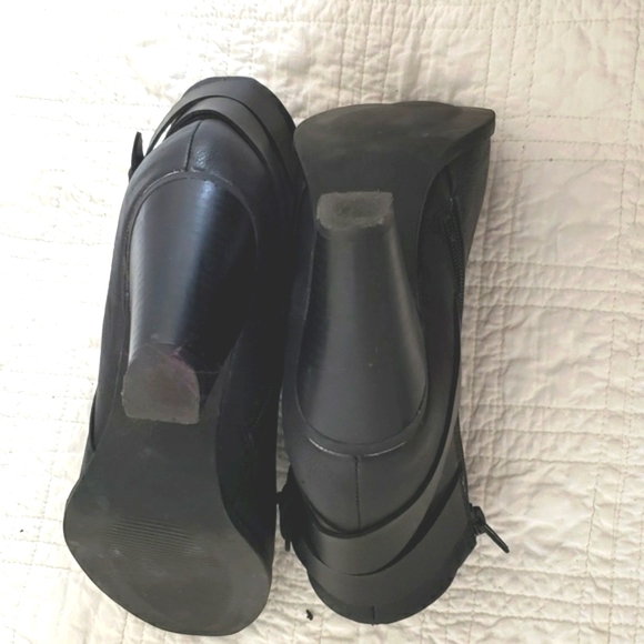 Apt 9 Fulton Black Heeled Ankle Boots size 6 1/2 - Picture 6 of 13